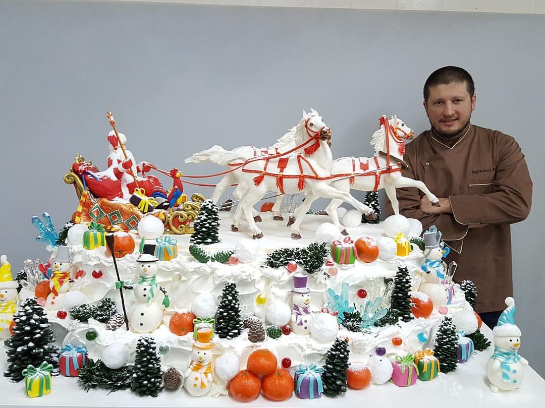 Шикарный свадебный торт