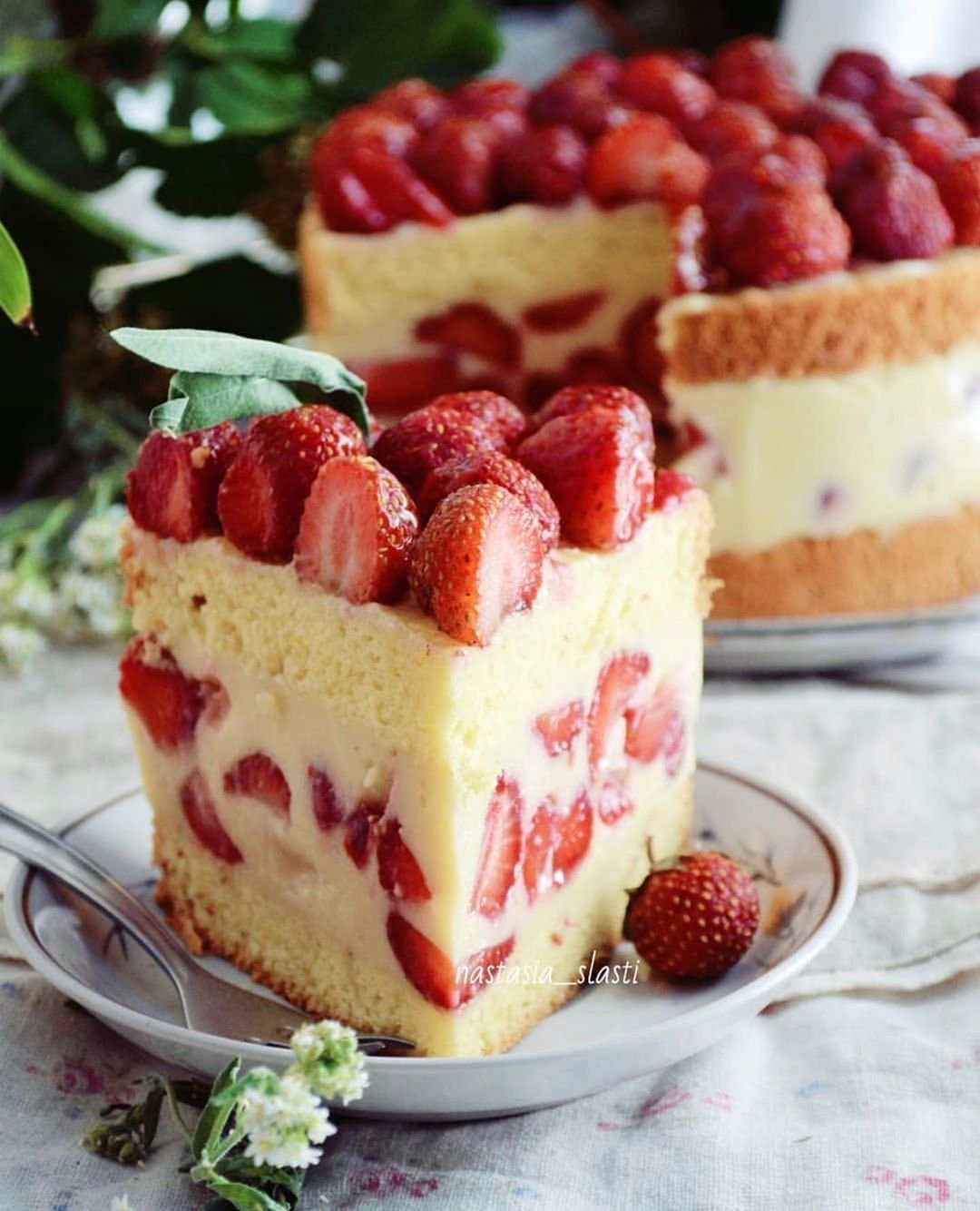 Маскарпоне с клубникой Лимак