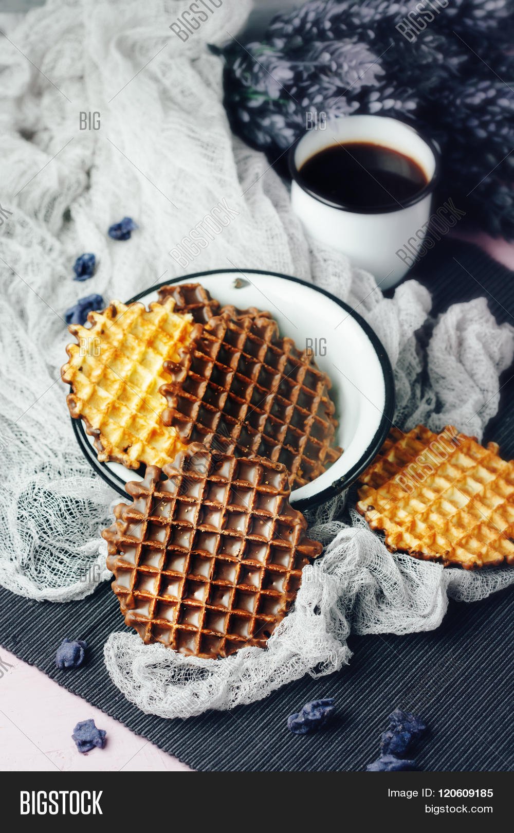 Бельгийские вафли и кофе