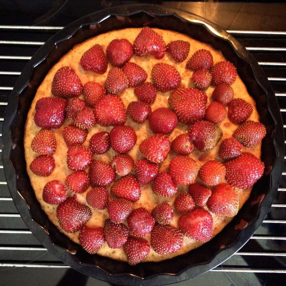 Пирог с клубникой