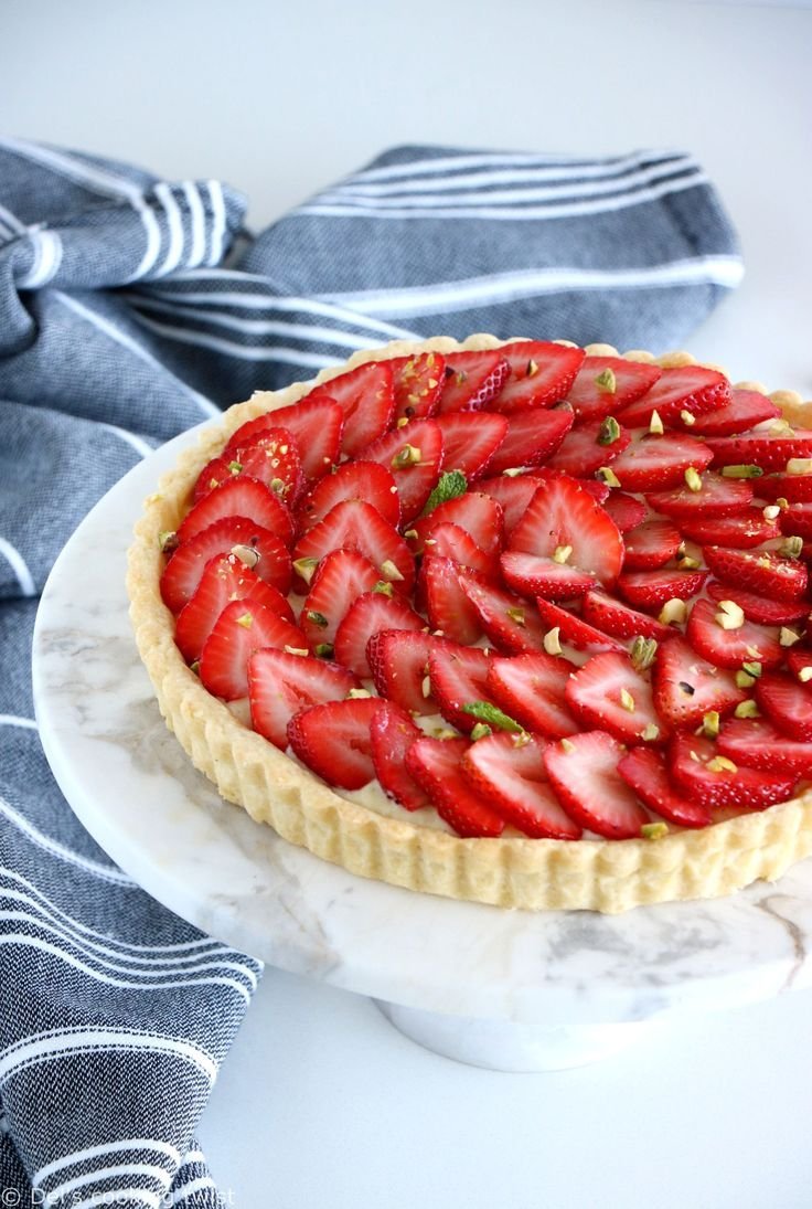 Тарт с клубникой и маскарпоне