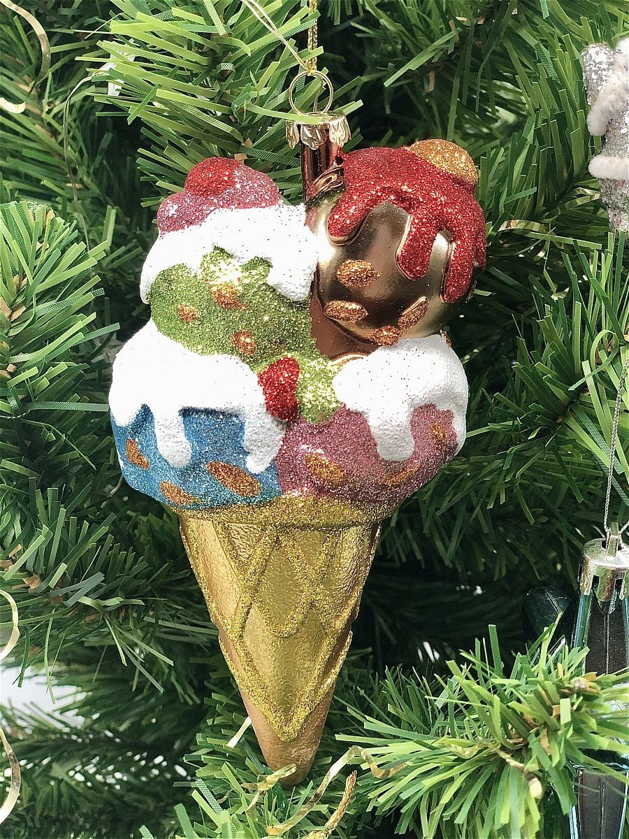 Новогоднее мороженое