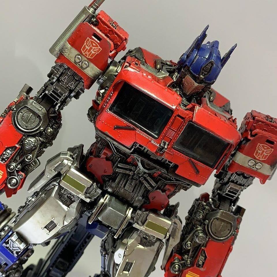 Optimus Prime фильм Бамблби 2018