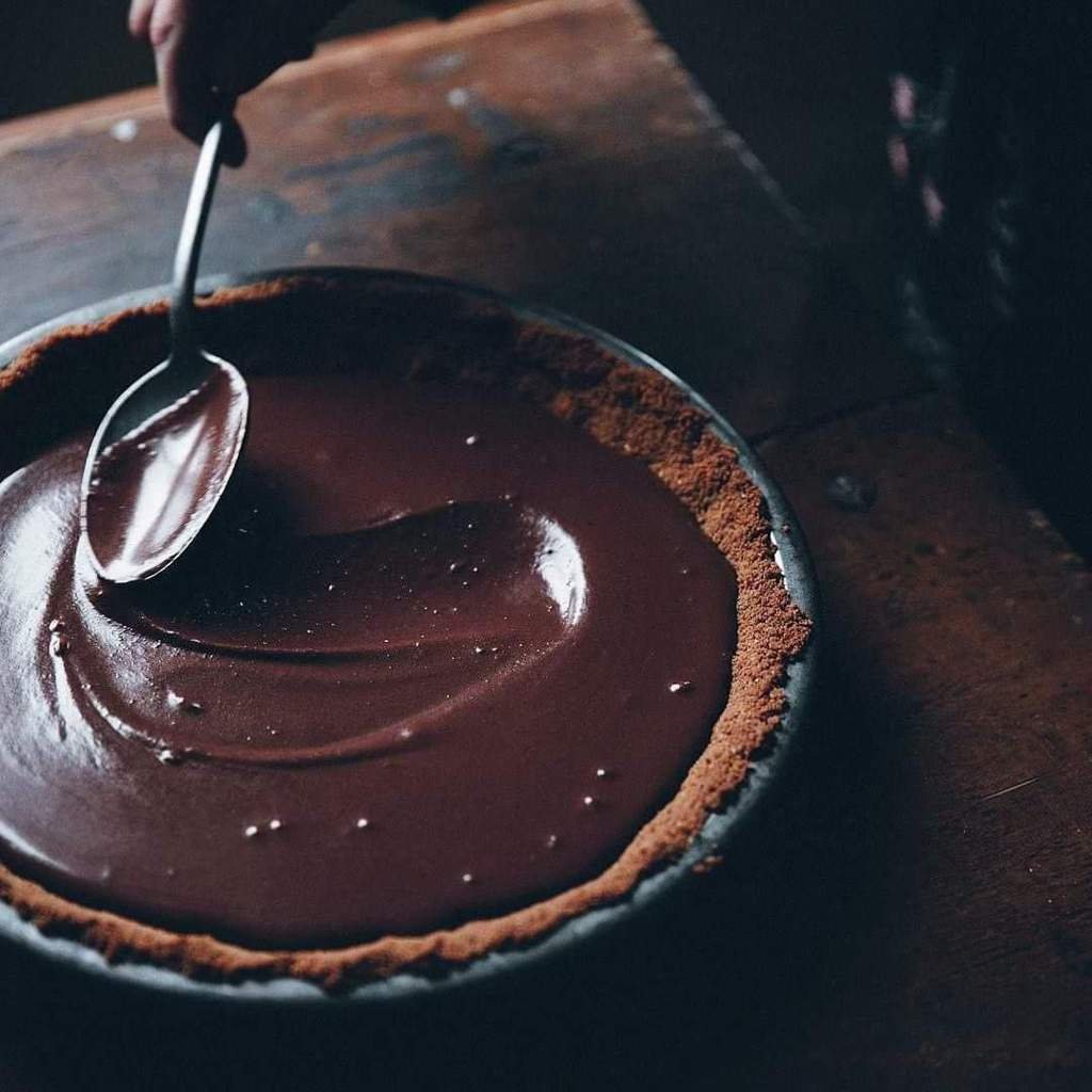 Vegan Chocolate Cake меренга