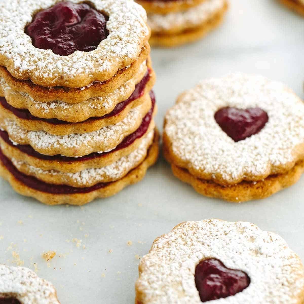 Печенье с яблочной начинкой