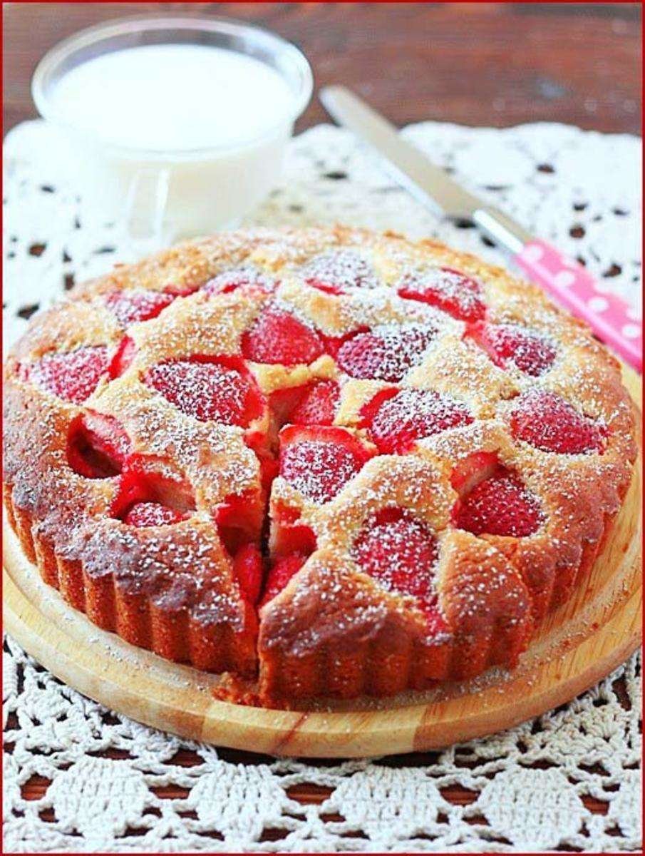 Выпечка с клубникой