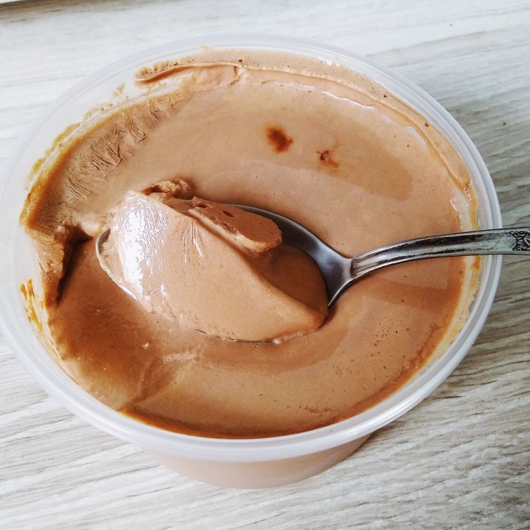 Десерт из ряженки и какао