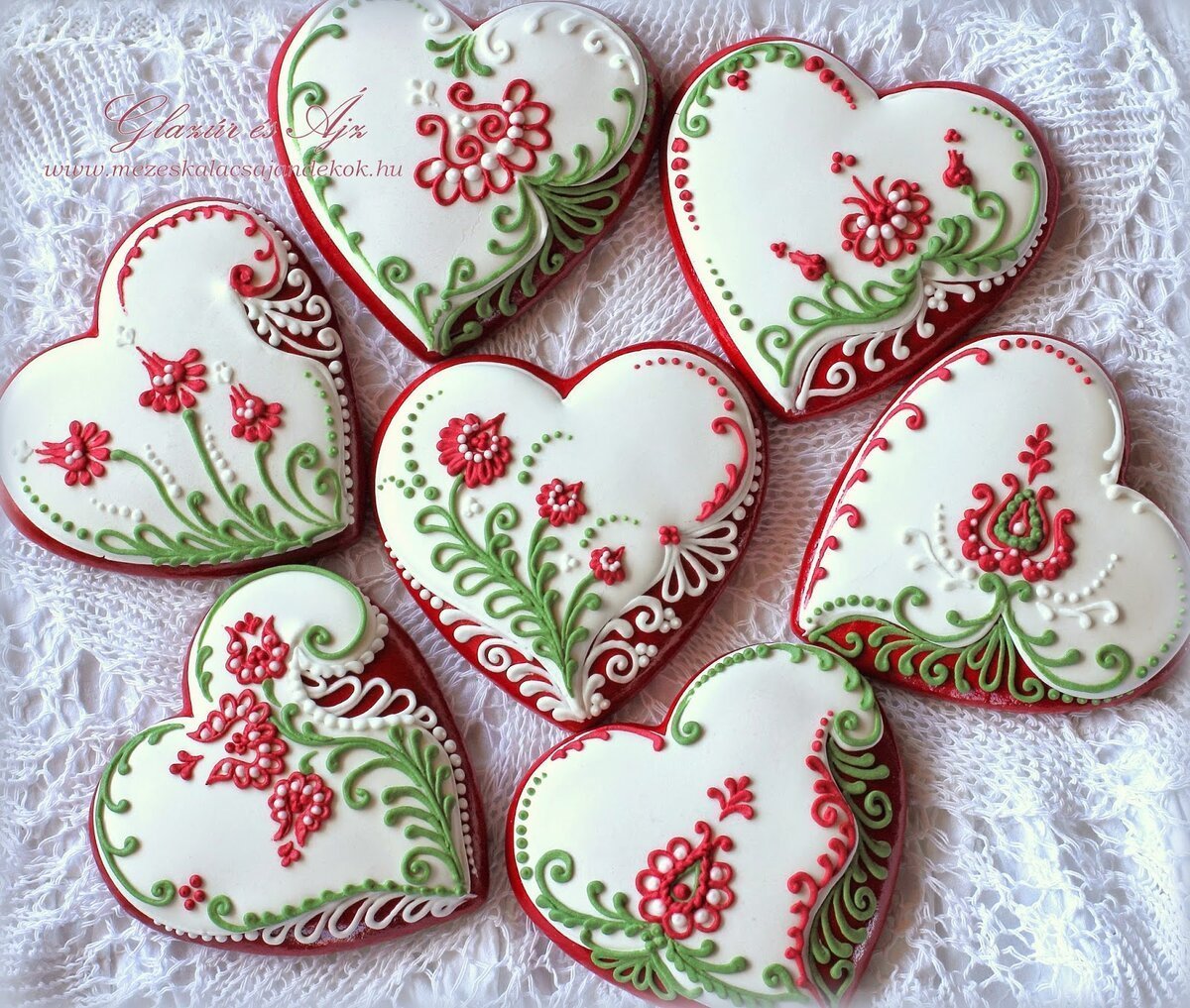 Пряник "сердце с глазурью хв"