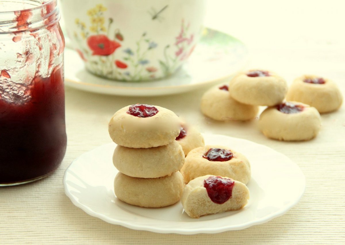 Печенье с джемом в середине