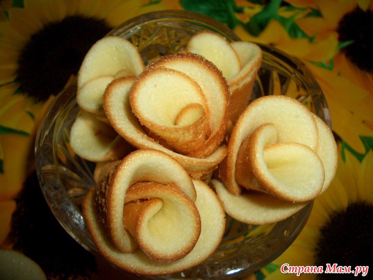Песочные корзиночки с белковым кремом