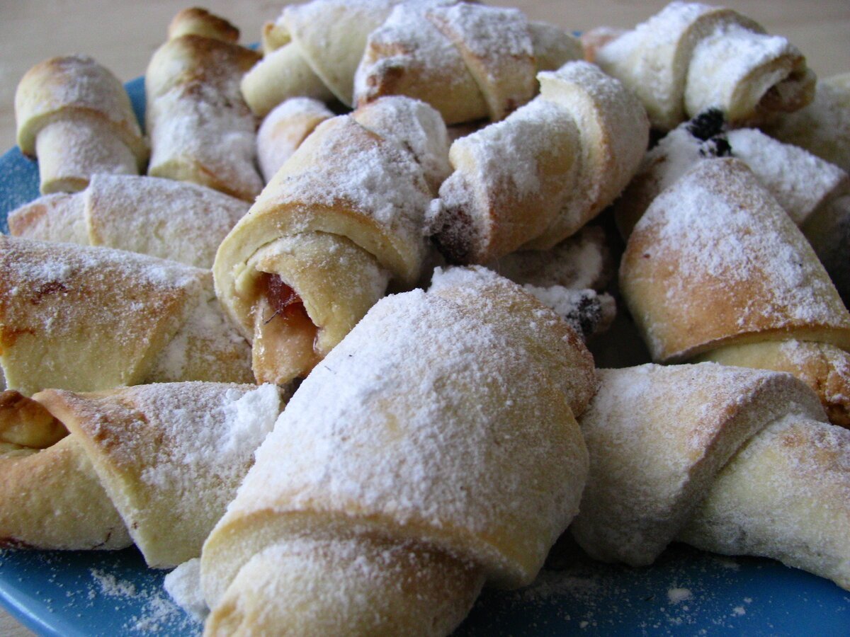 Рогалики с джемом