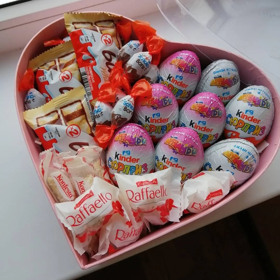 Коробка со сладостями Киндер