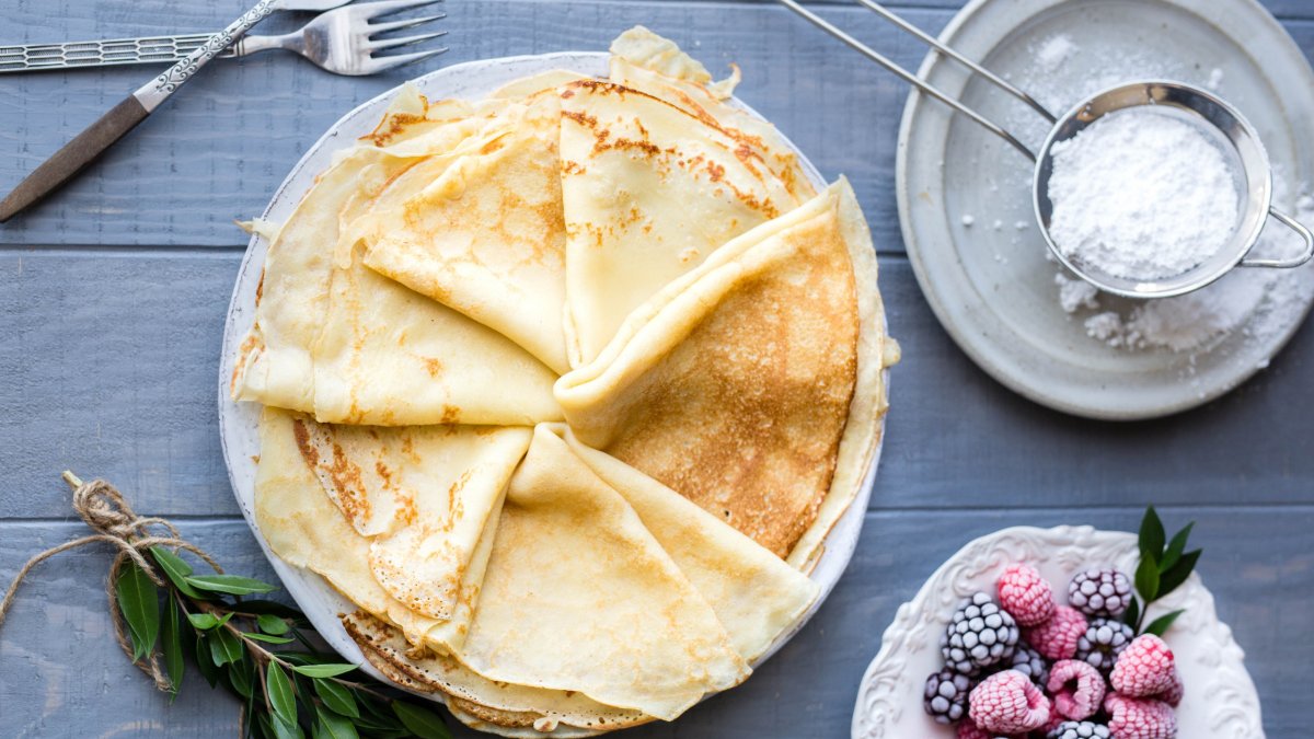 Панкейки с черникой