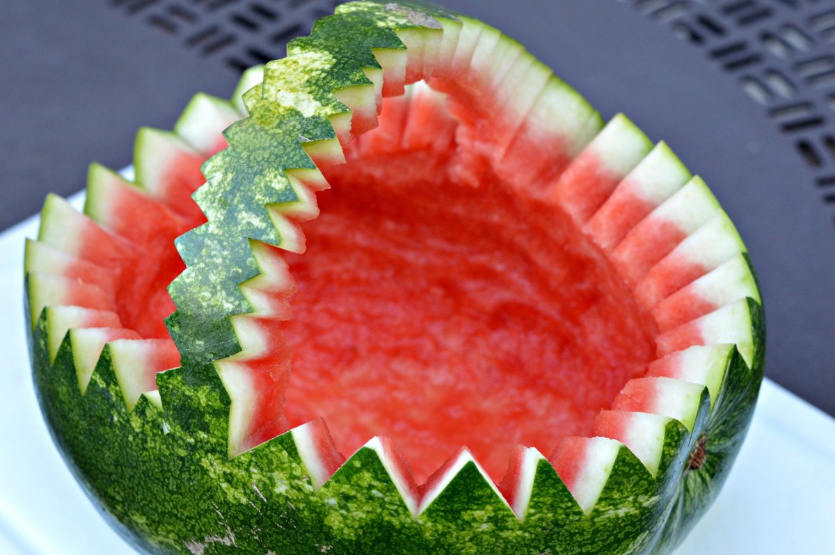 Украшения из арбуза