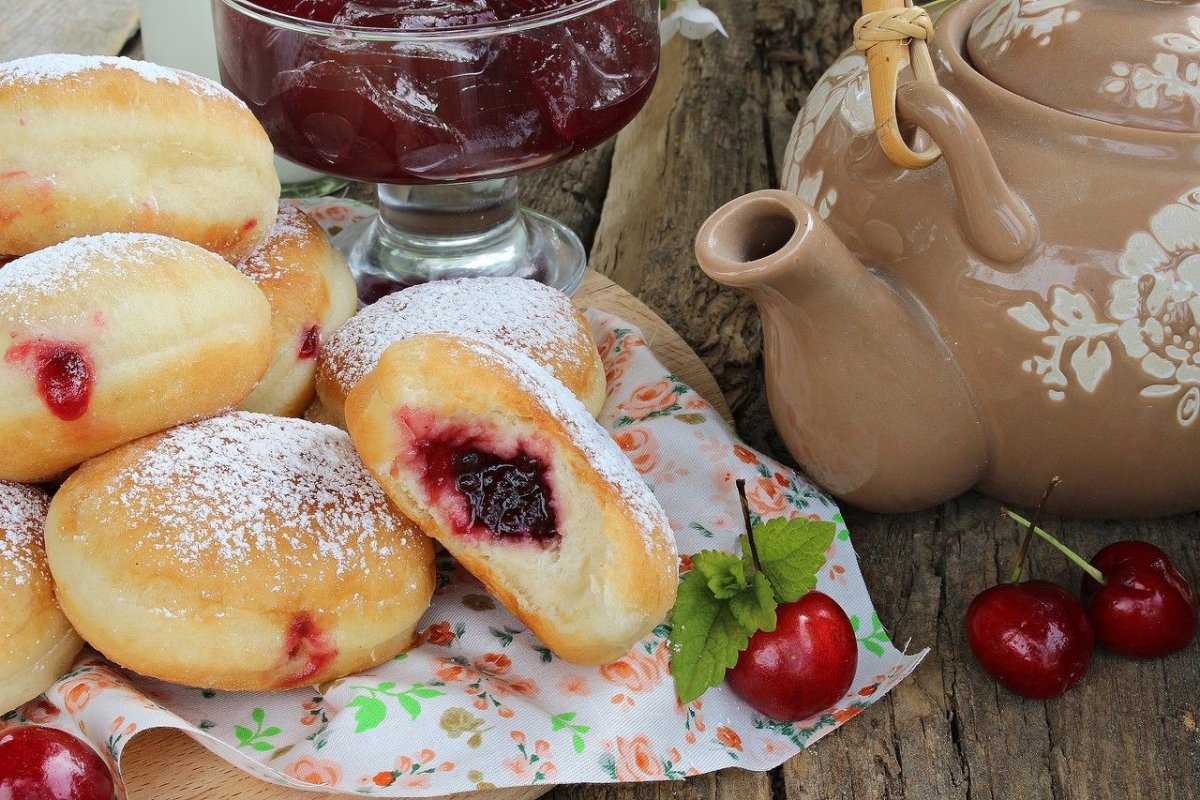 Берлинеры с джемом