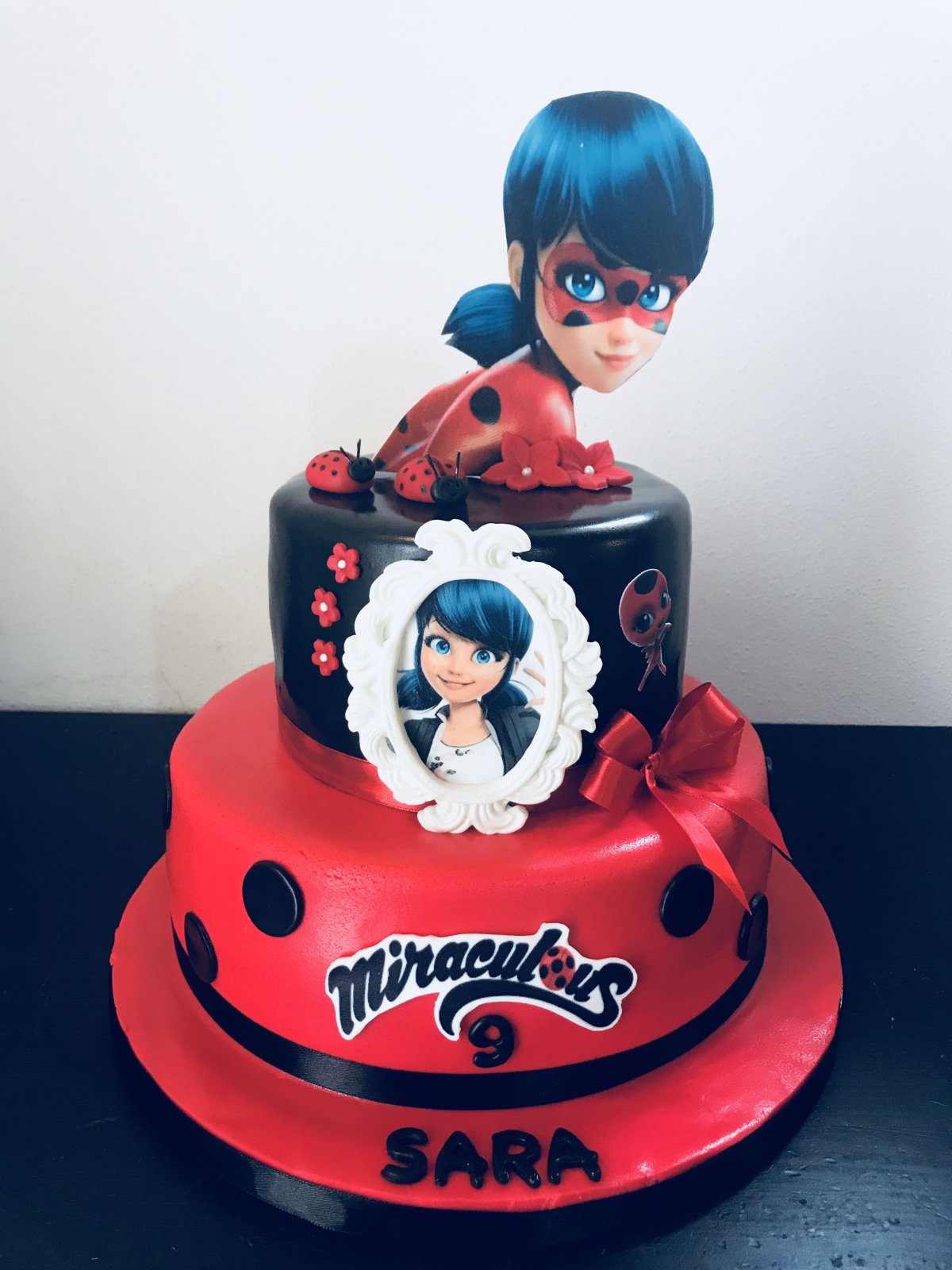 Торт Ladybug