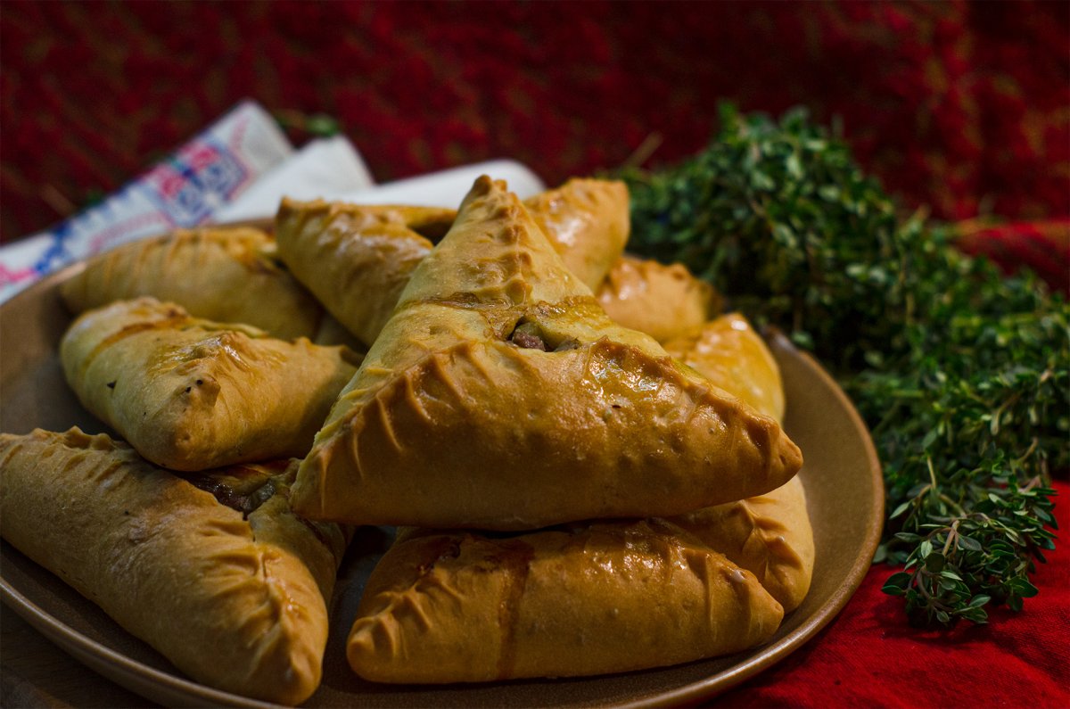 Пирожки с картошкой треугольные