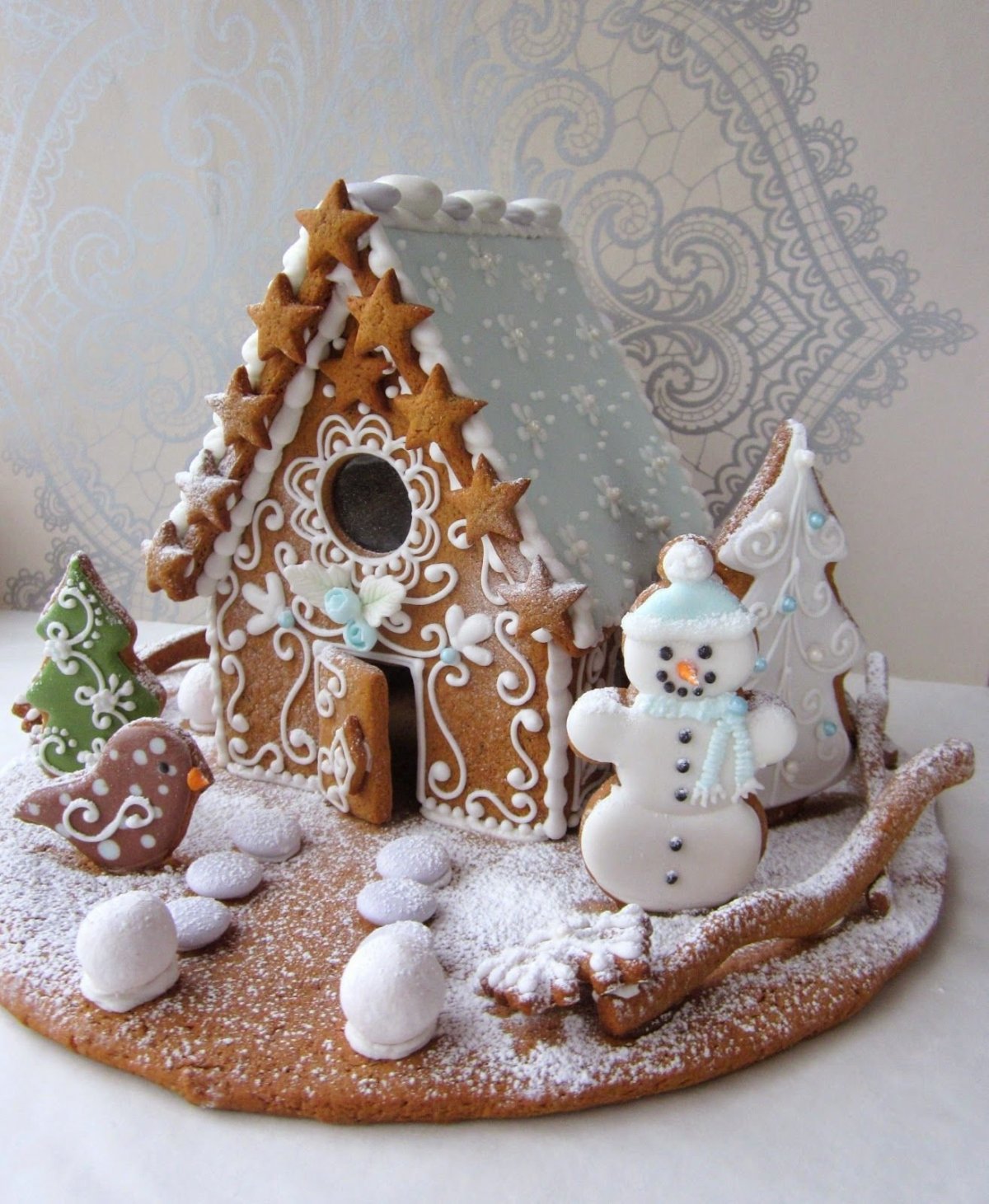 Пряничный домик Gingerbread House