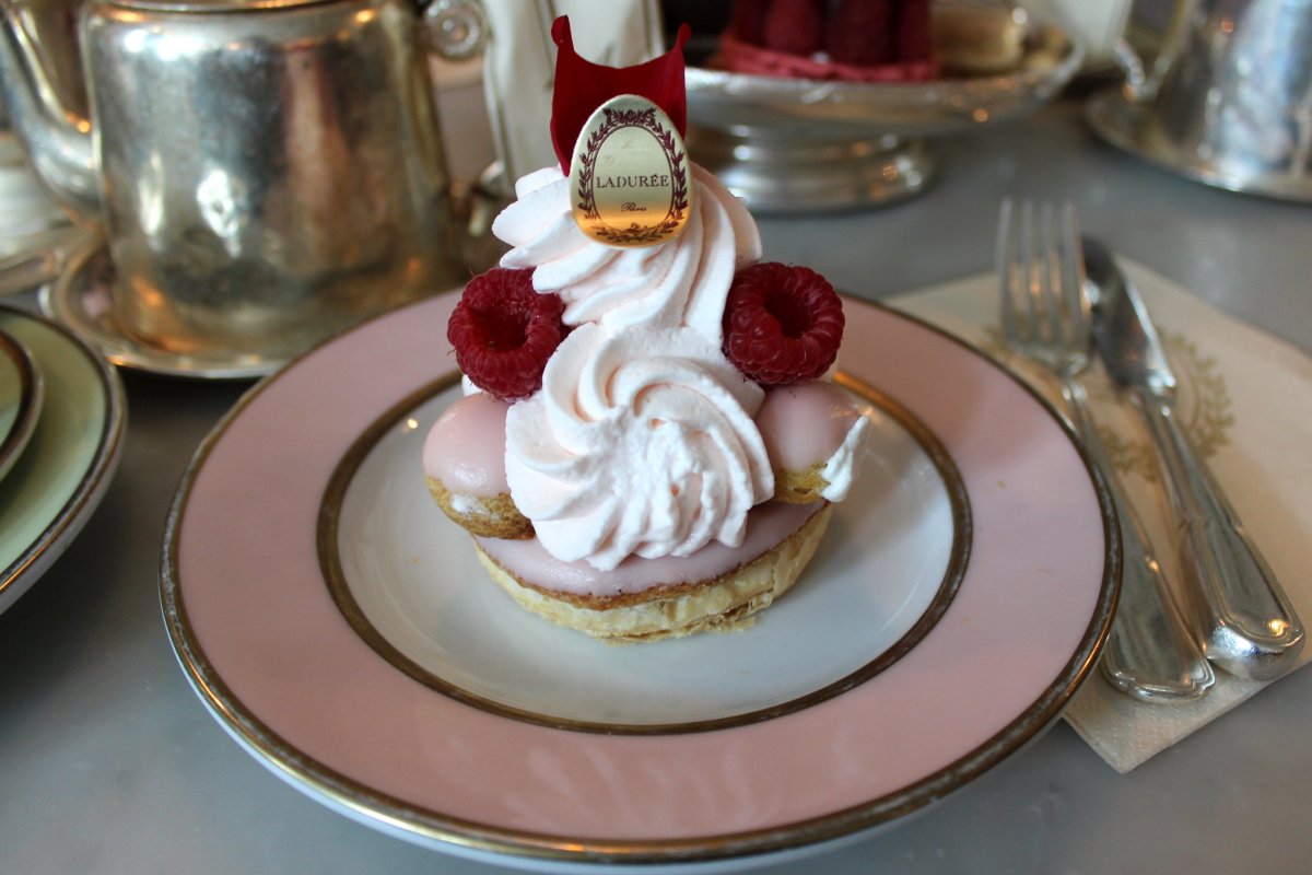 Птифур — petits fours
