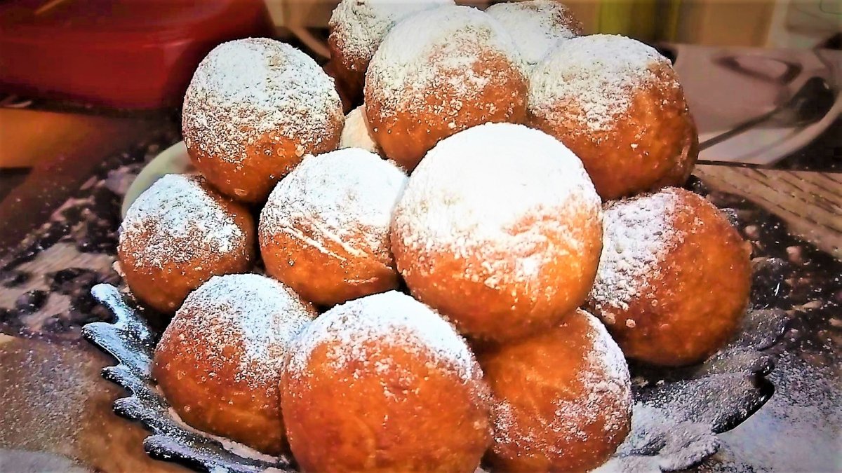 Творожные пончики жареные