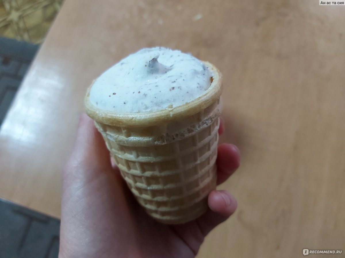Мороженое бомба с шоколадной крошкой