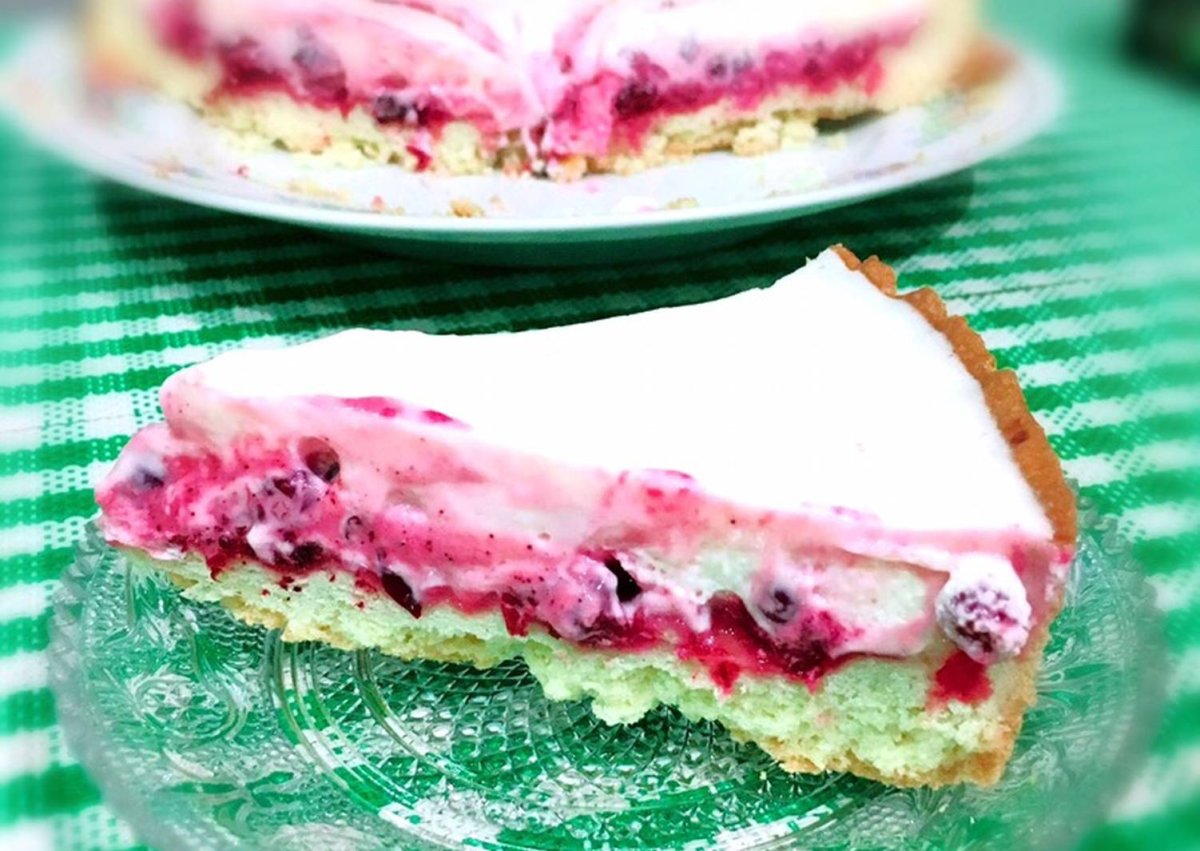 КИШ С клубникой
