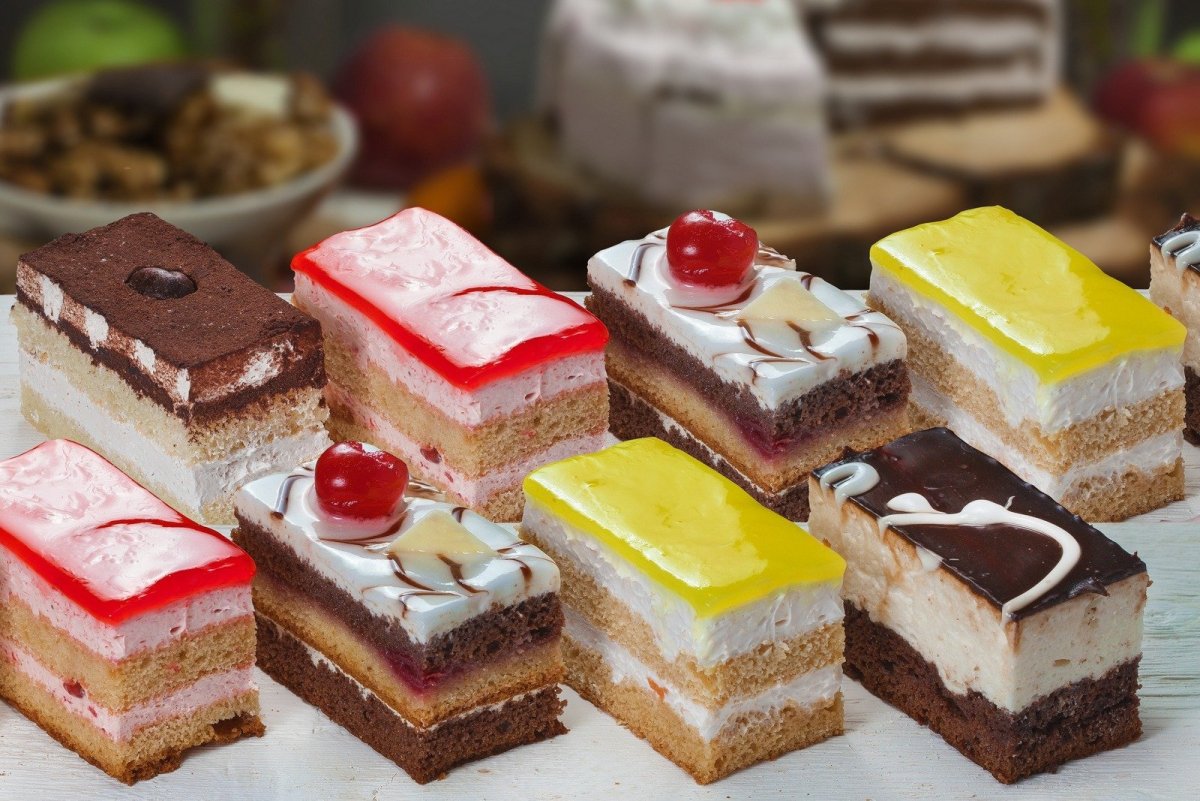 Десерт с желатином и фруктами