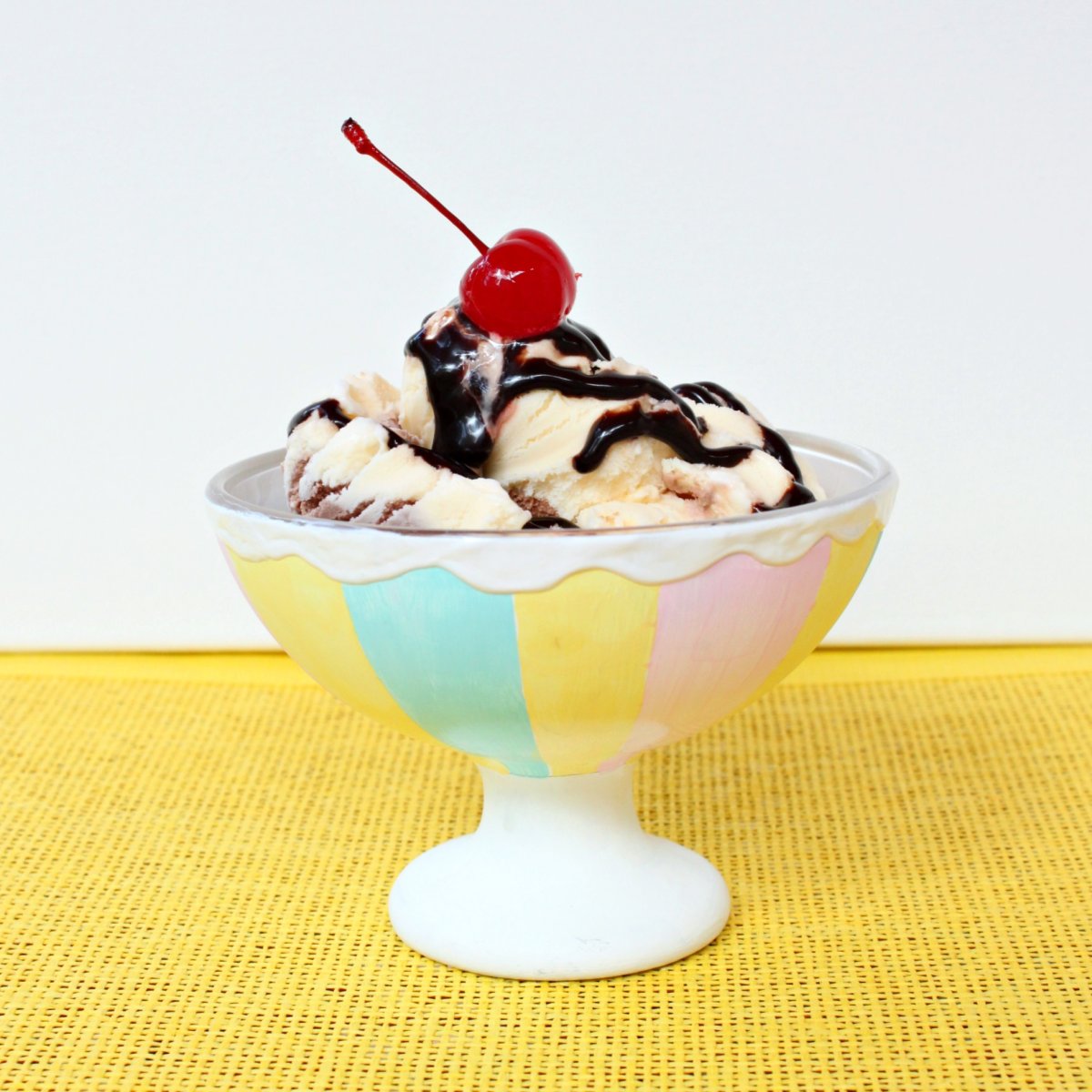 Мороженое Cornetto