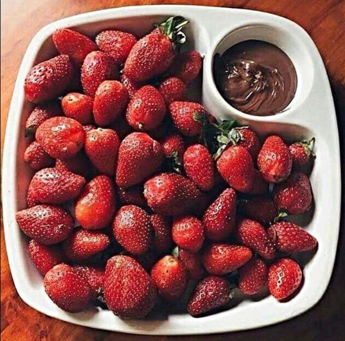 Сочная клубника фото