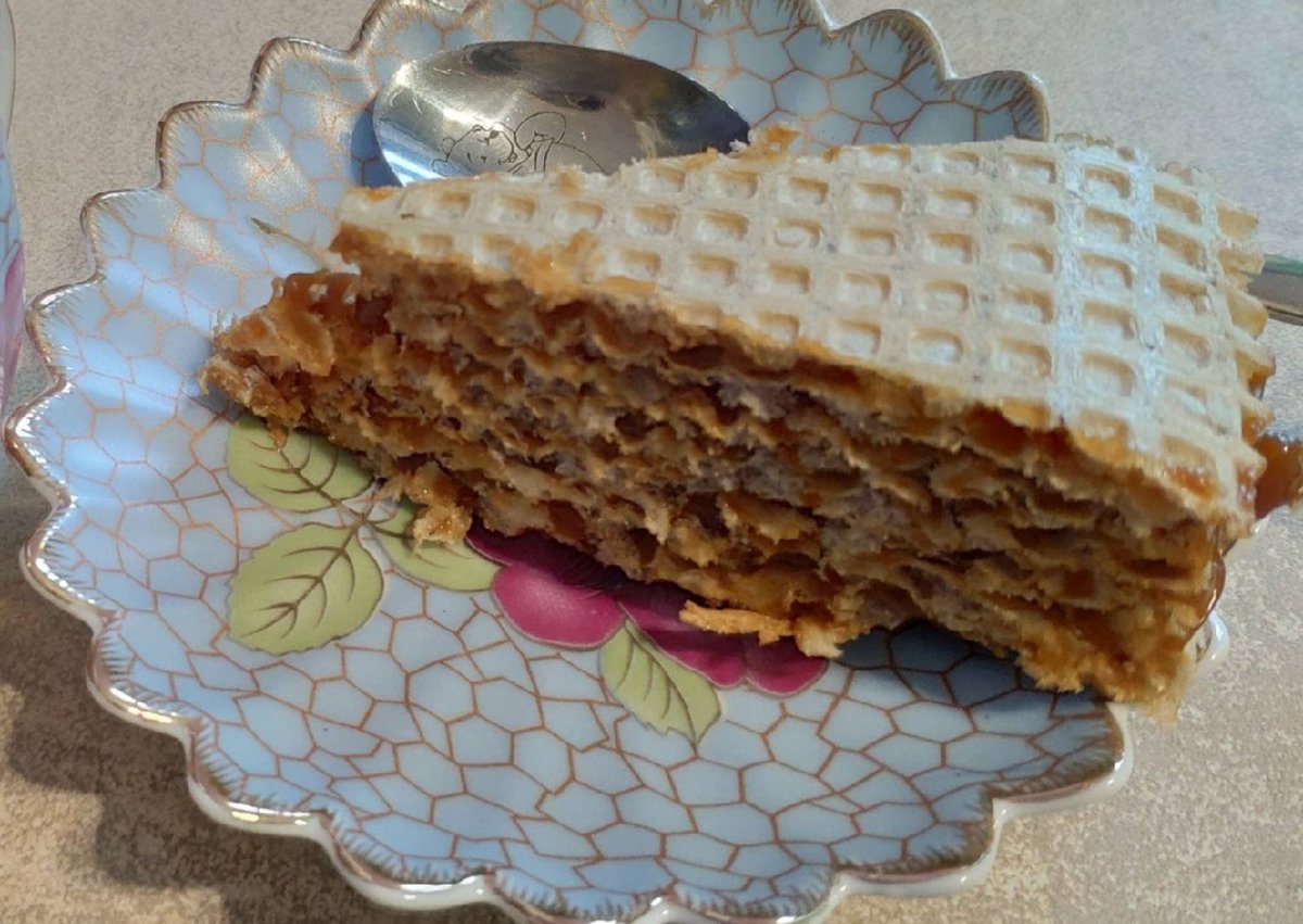 Торт из вафельных коржей со сгущенкой