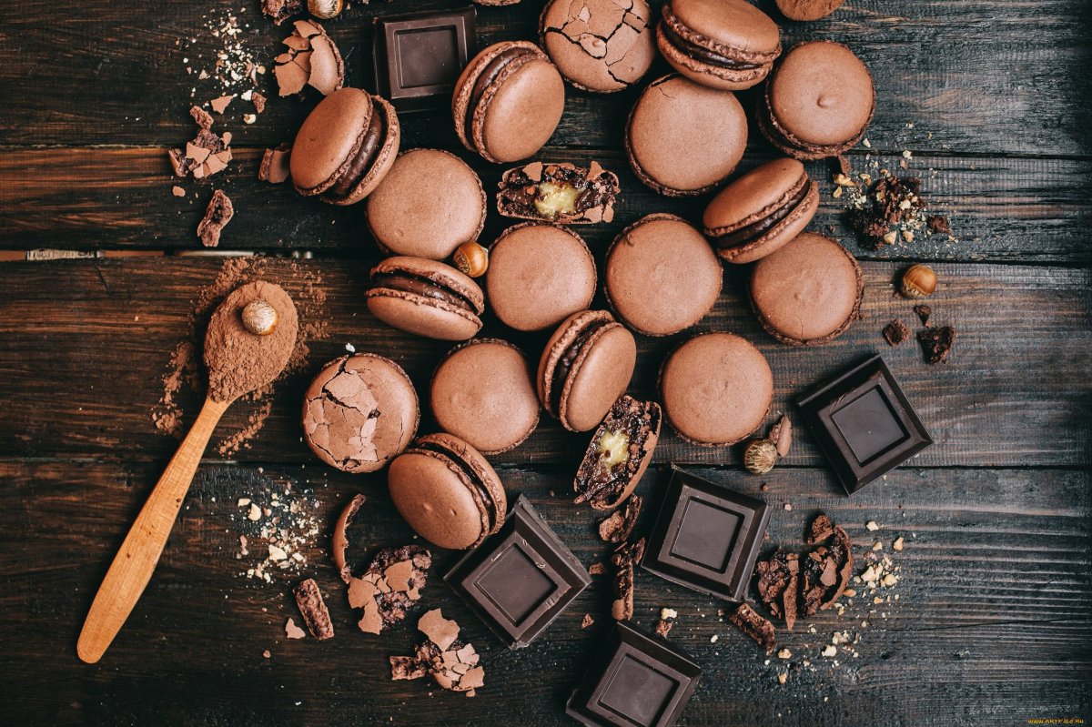 Макаруны шоколадные