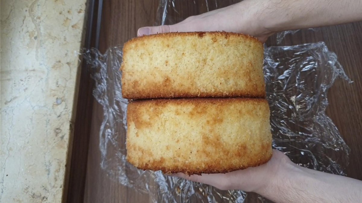 Шоколадный шифоновый бисквит