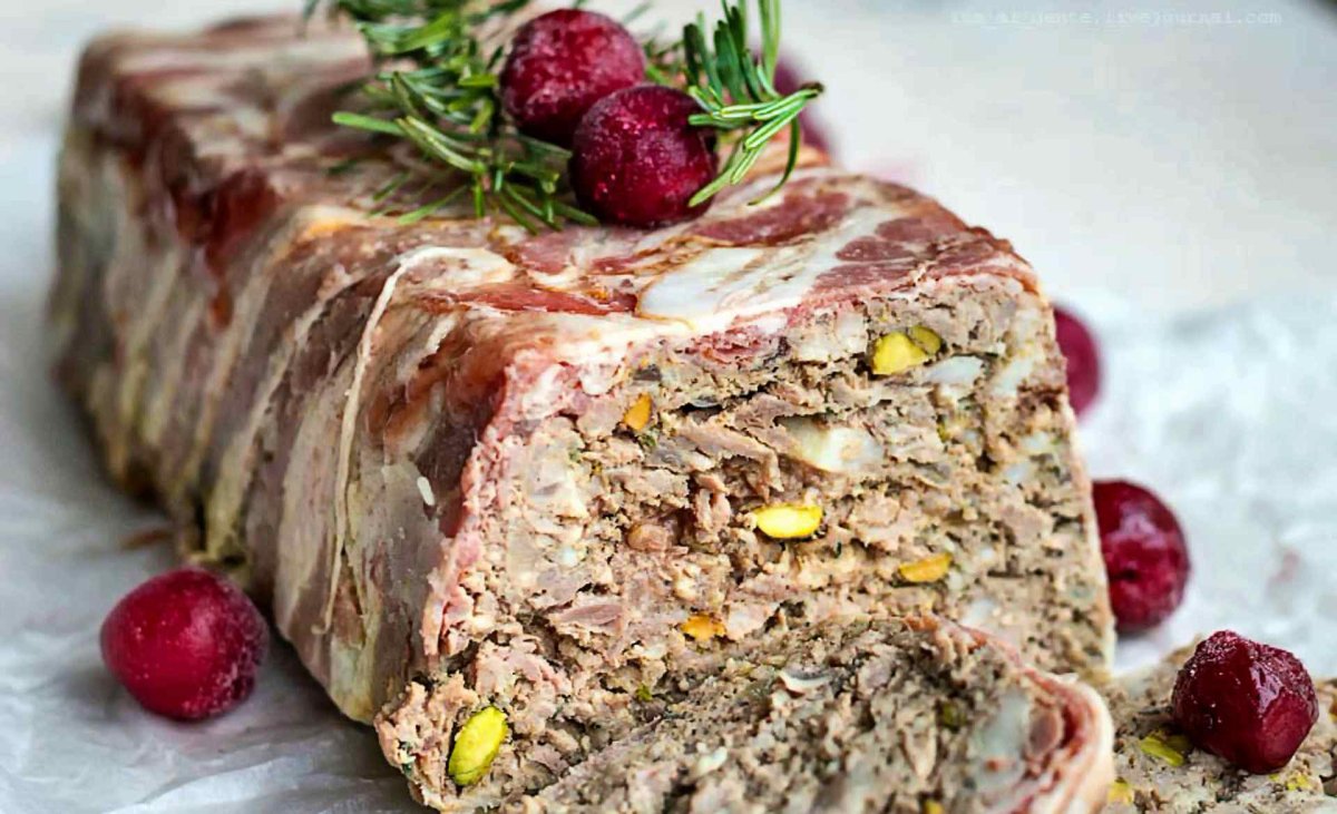 Пирог с куриной печенью