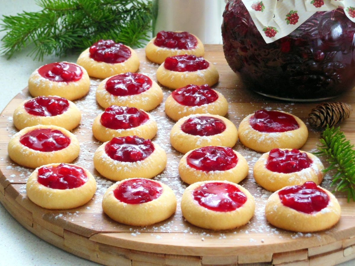 Печенье с джемом в середине