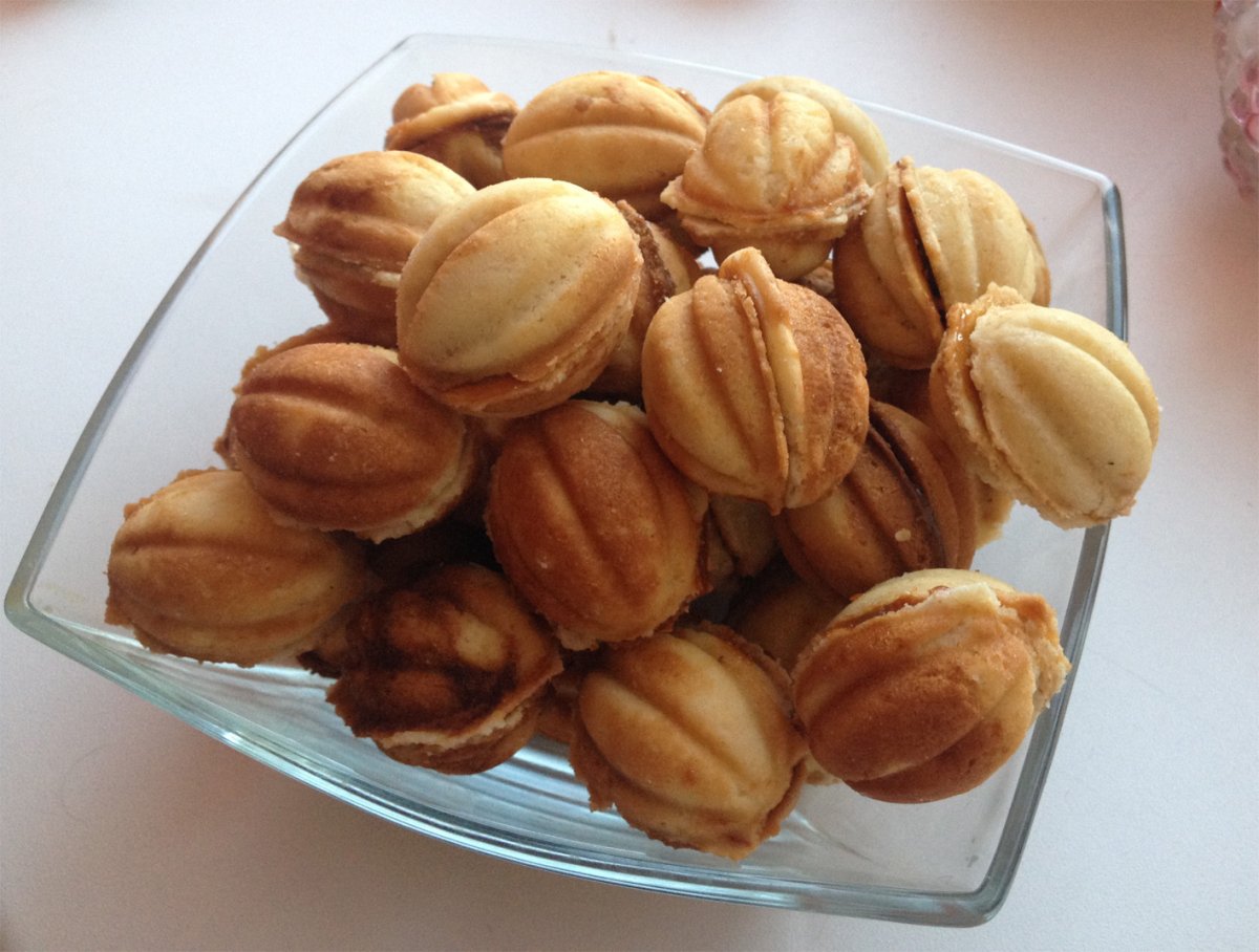 Орешки со сгущёнкой фудфото