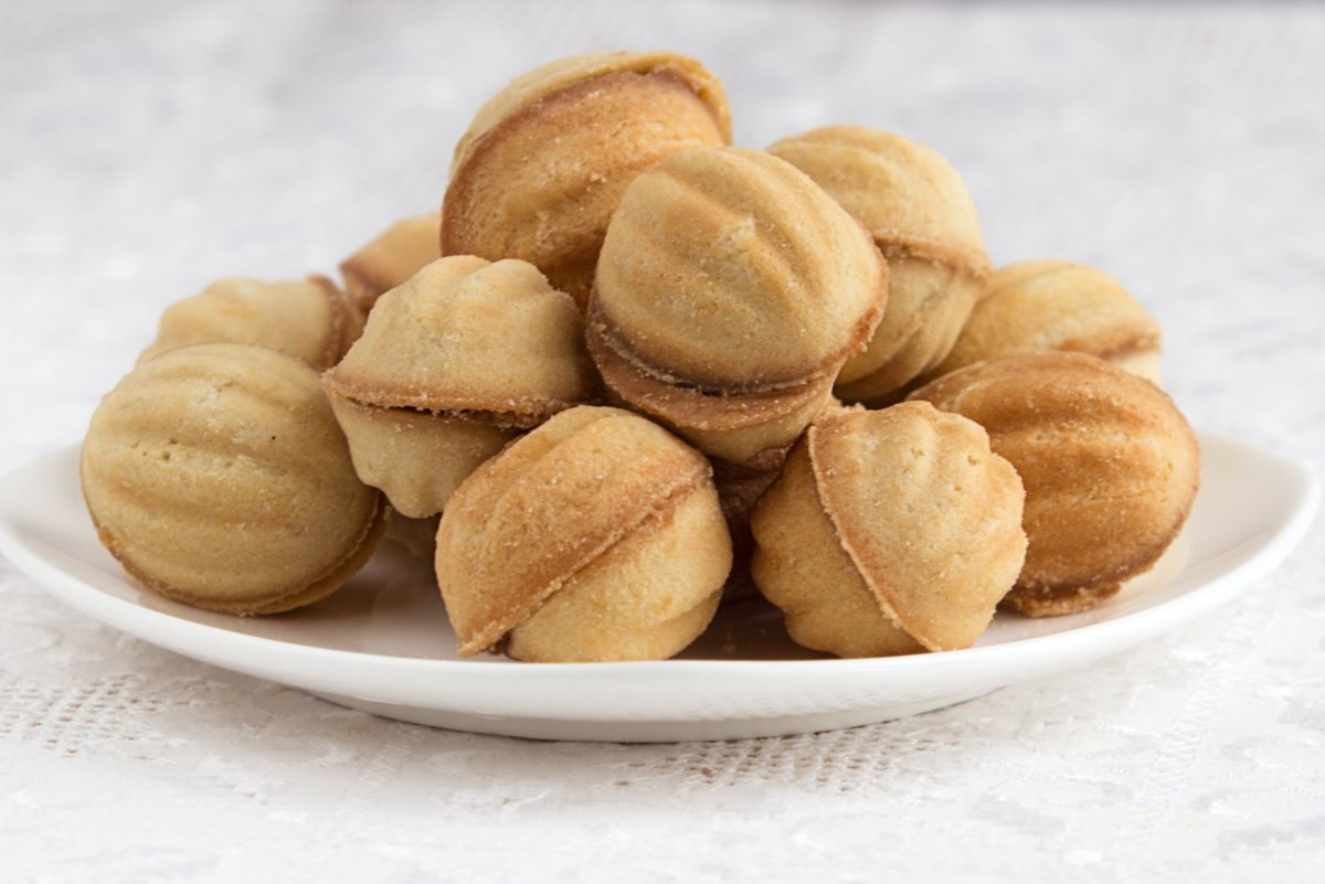 Печенье орешки со сгущенкой