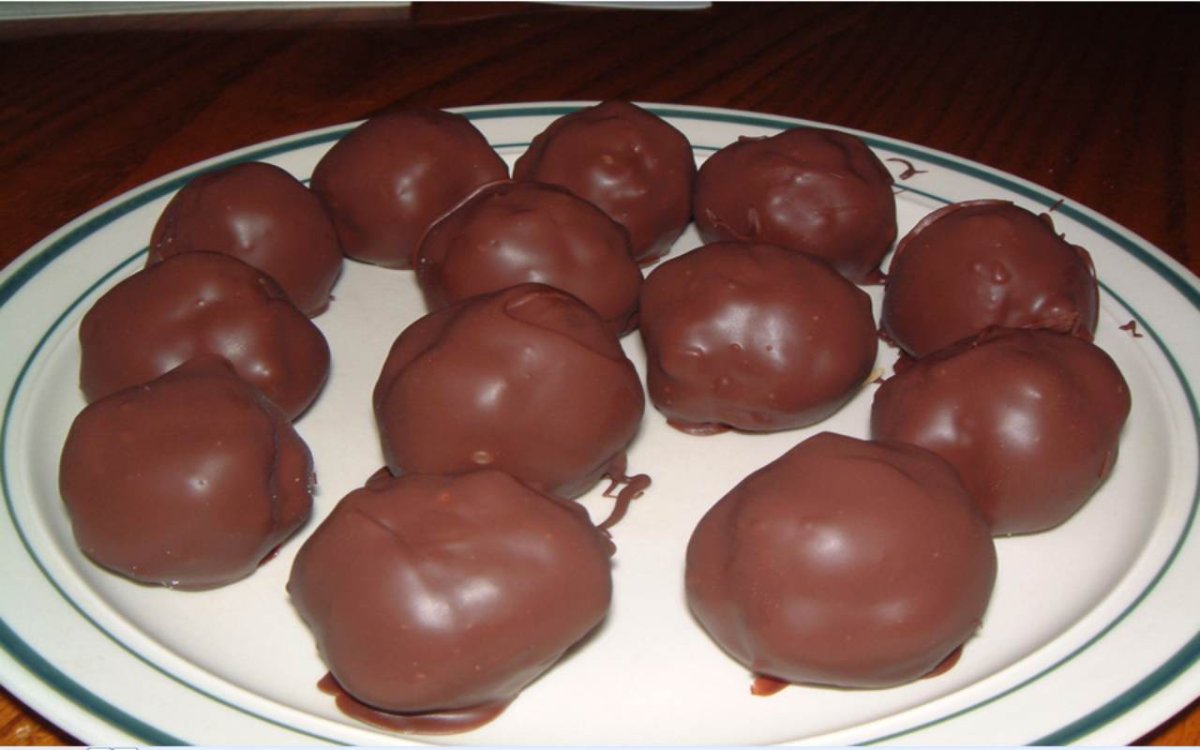 Круглые шоколадные шарики