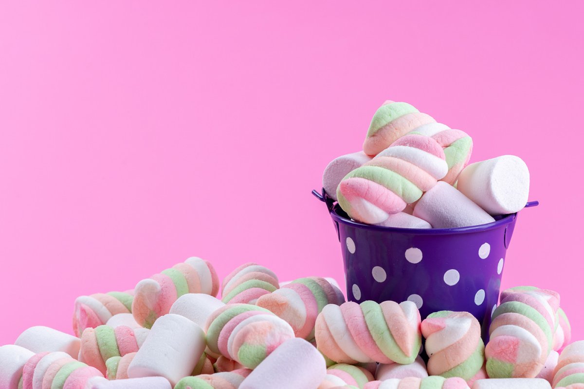 Marshmallow певец маска