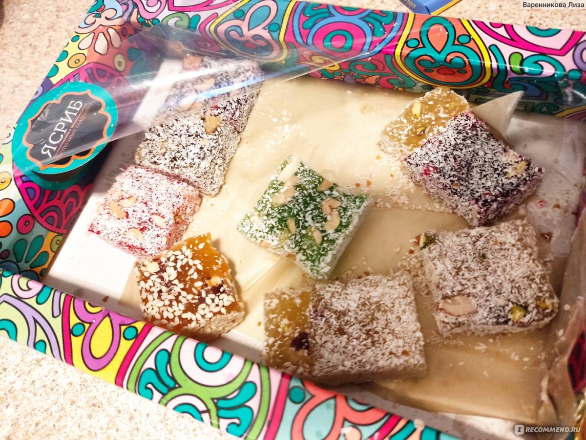 Макаронс с эклером