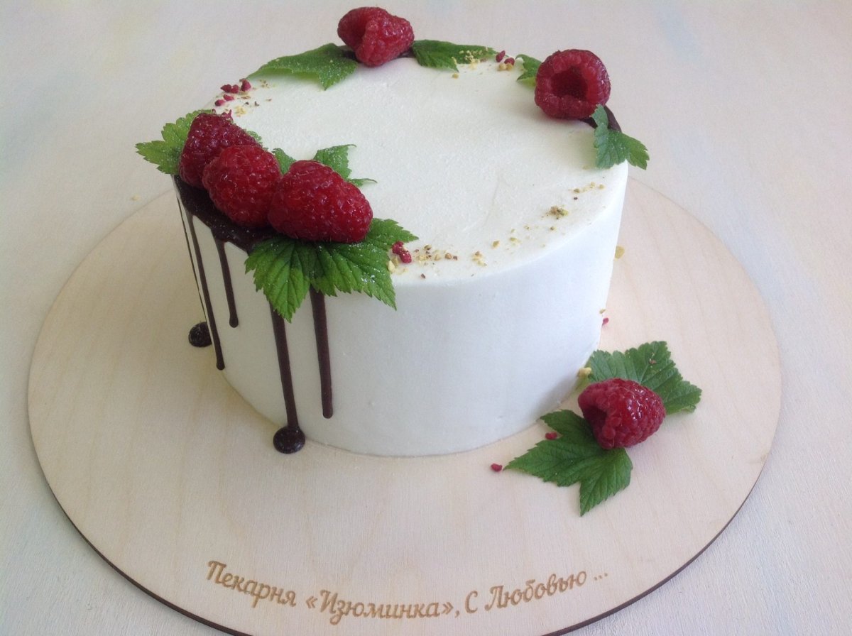 Торт с кремом чиз цветы