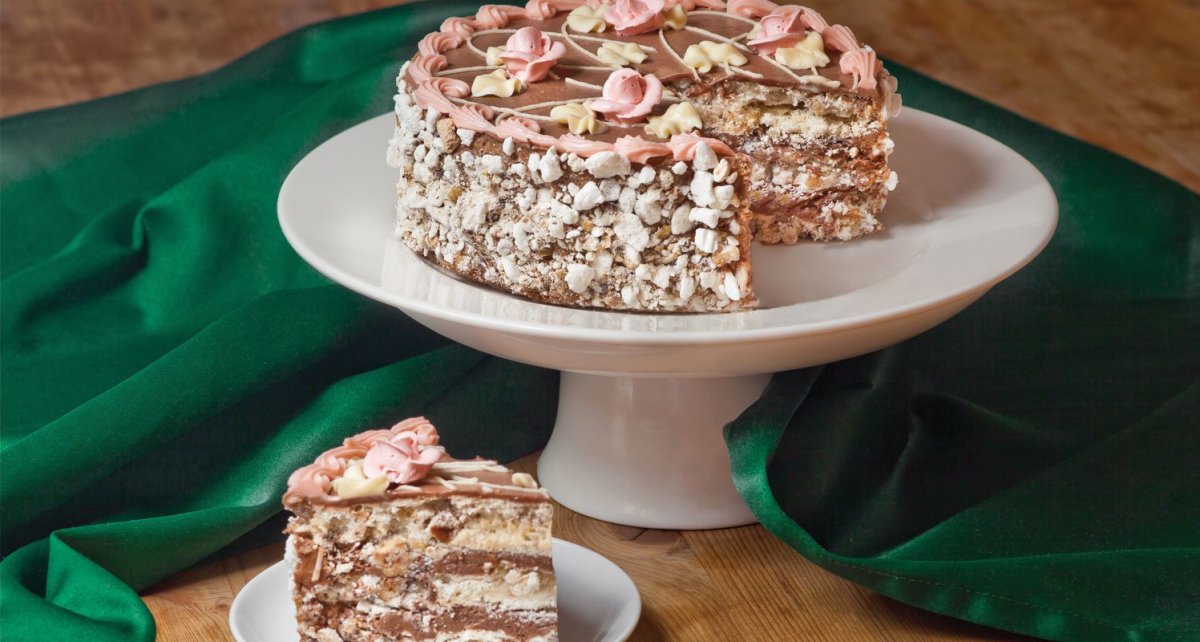 Торт "безе с фундуком" (Hazelnut Meringue Cake)