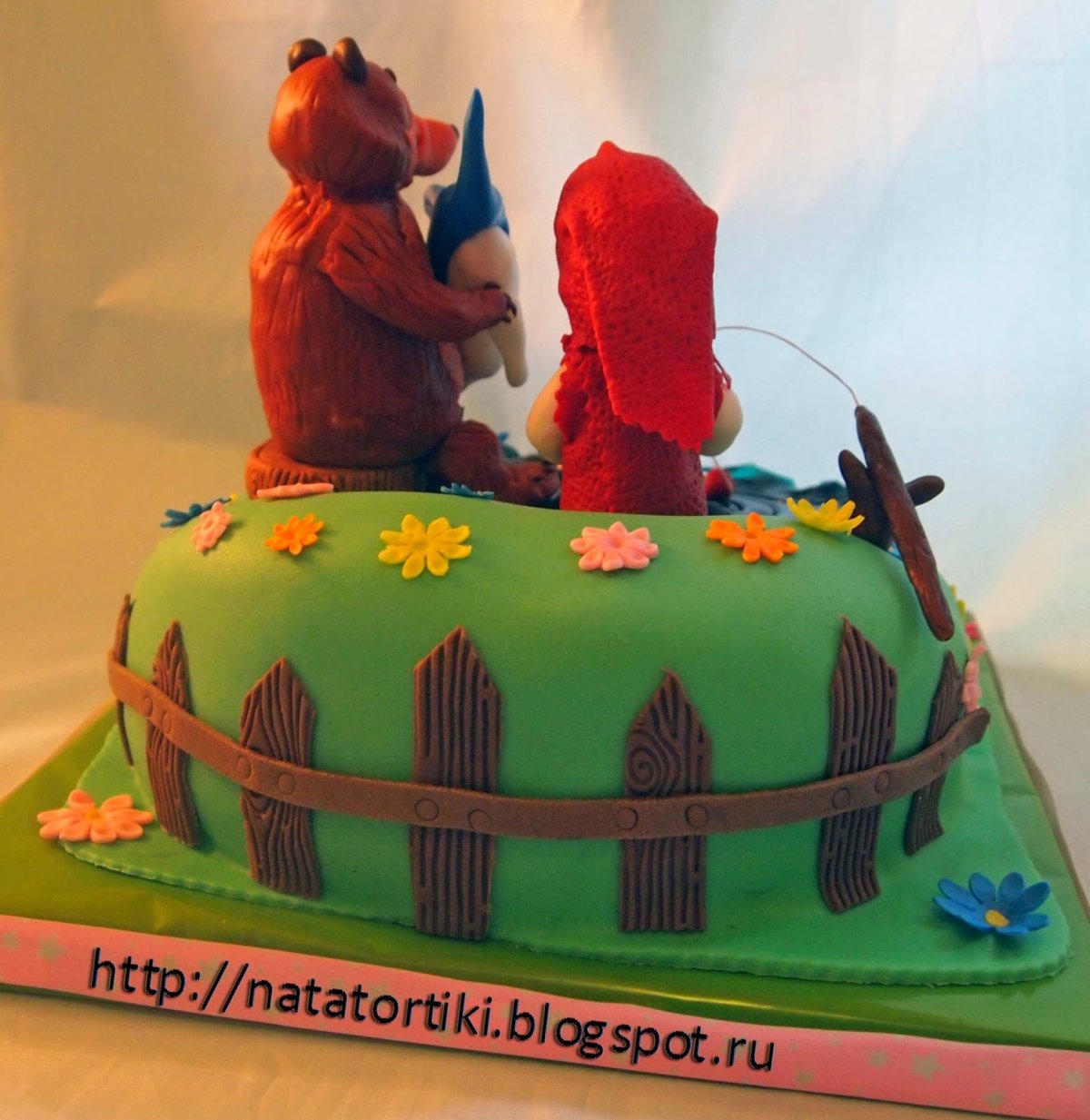 Торт с богатырями без мастики
