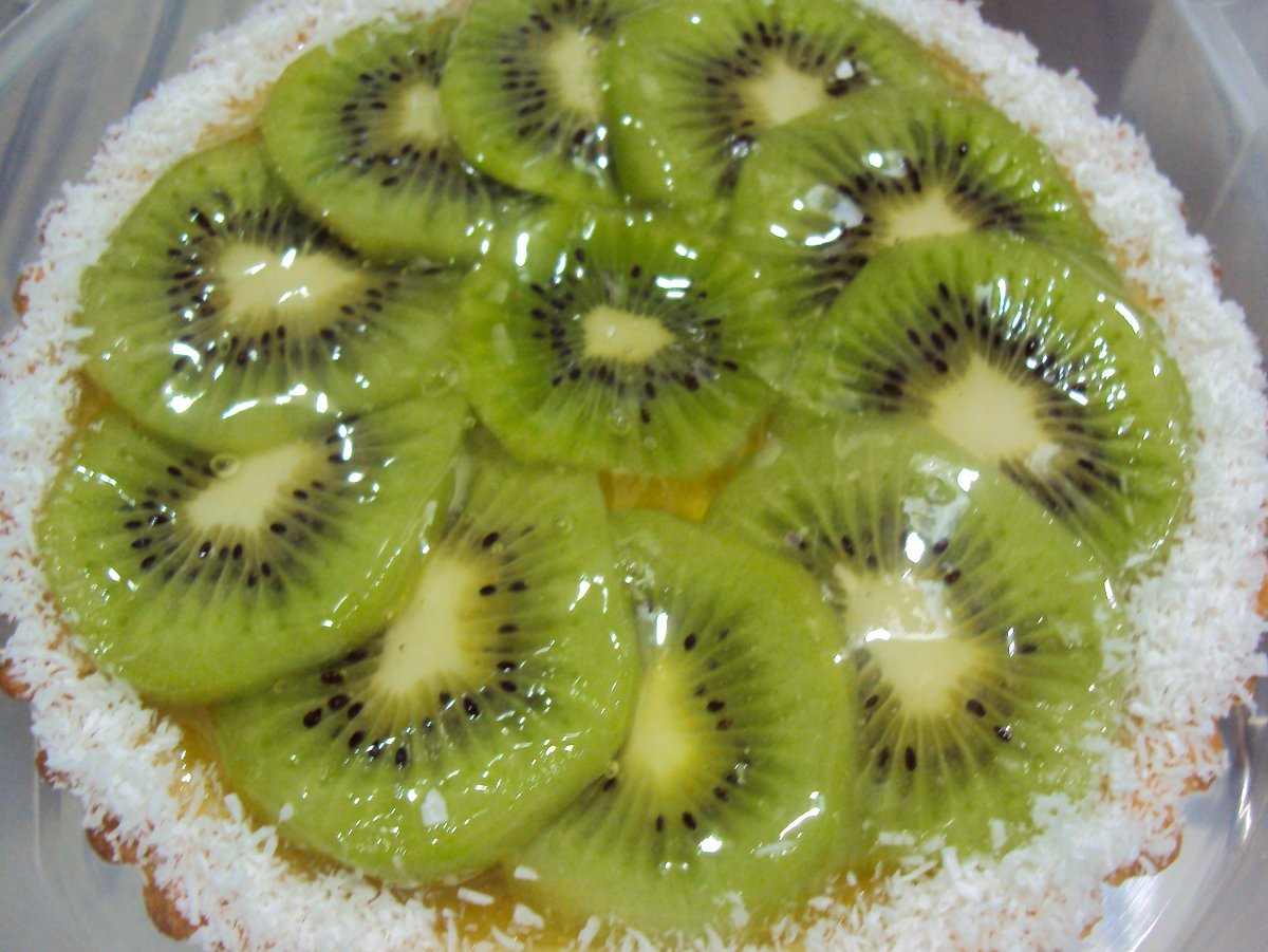 Украшения из киви для торта