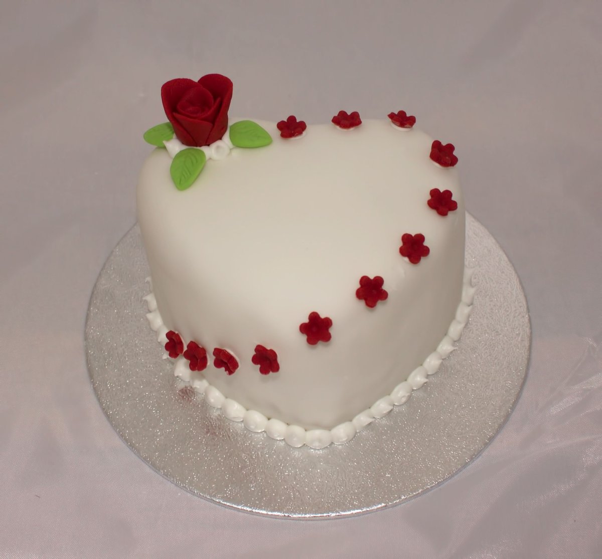 Сердце из мастики
