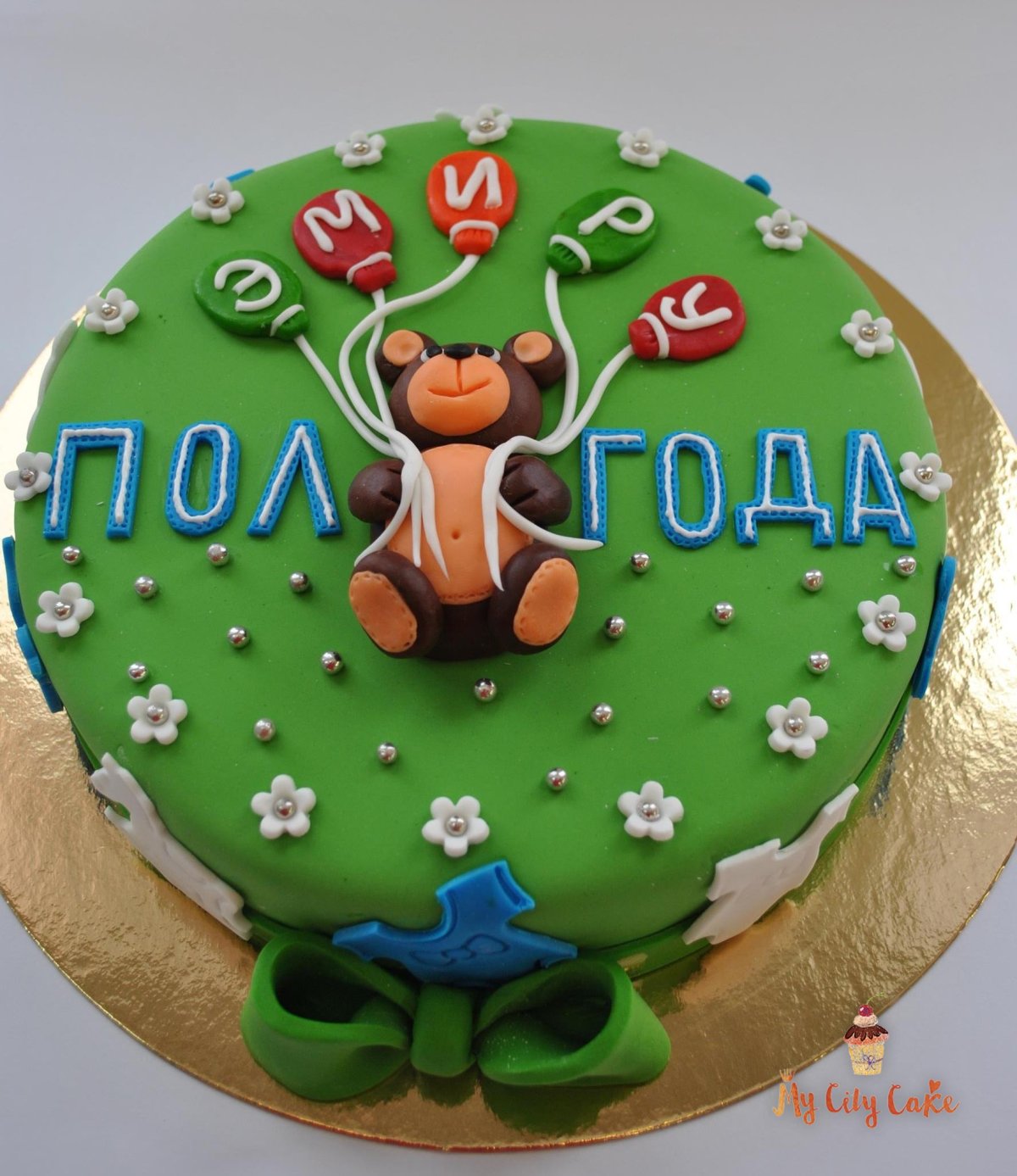 Декор торта для влюбленных