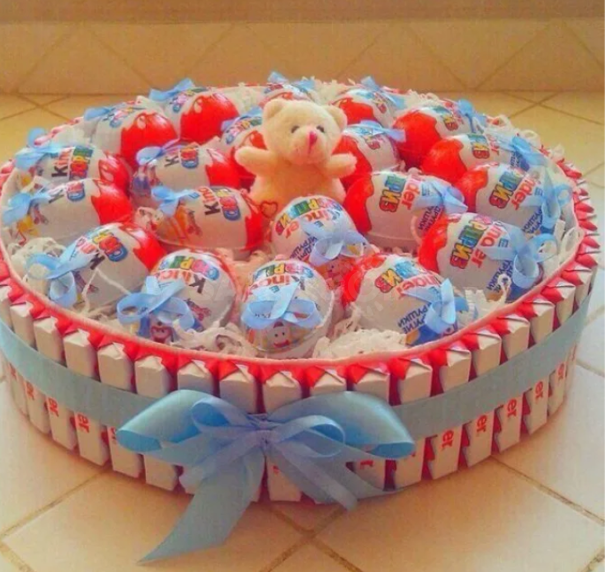 Торт из конфет микс