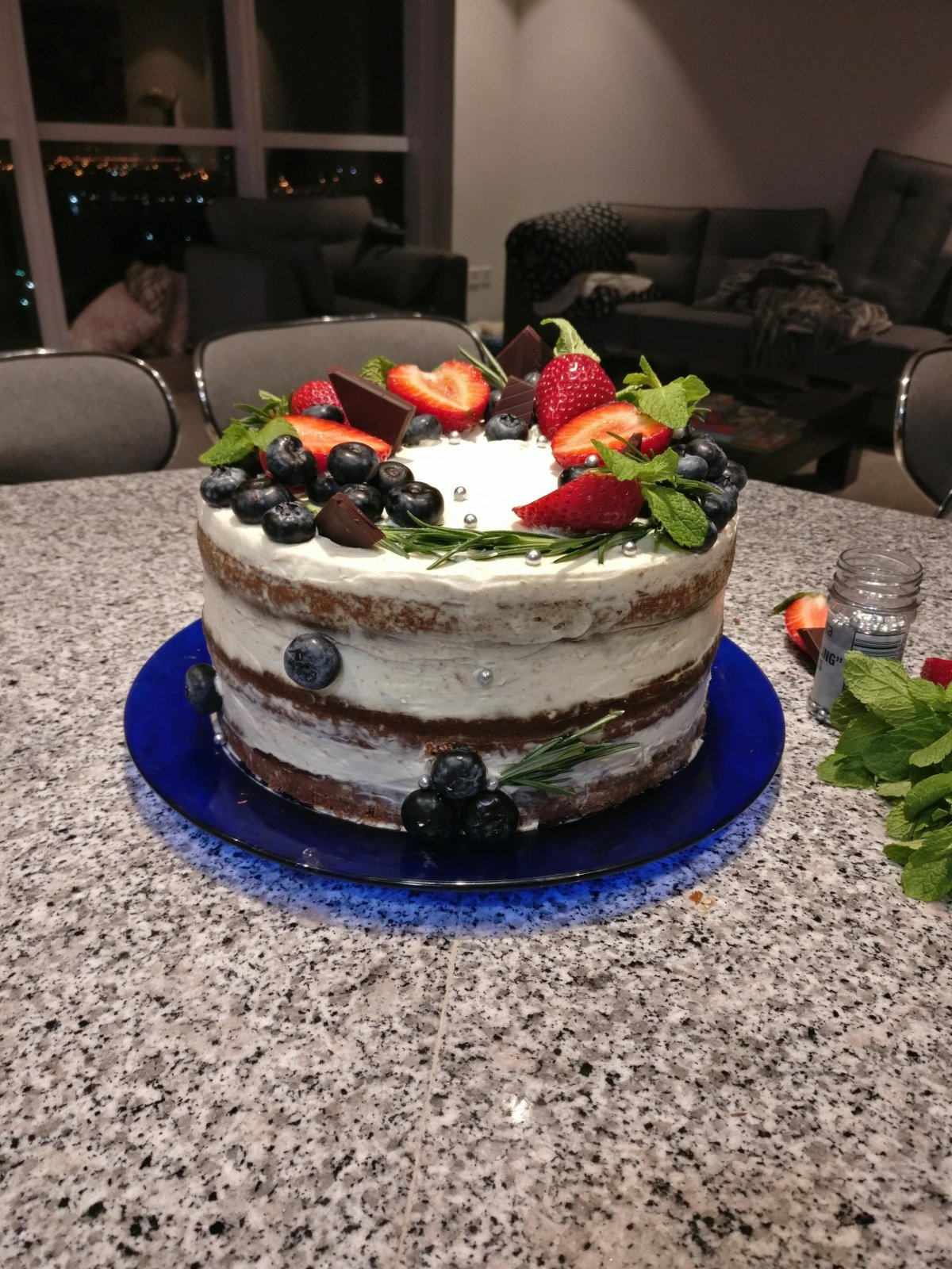 Мусс ВКУСВИЛЛ манго с бисквитной крошкой 15%, 110 г
