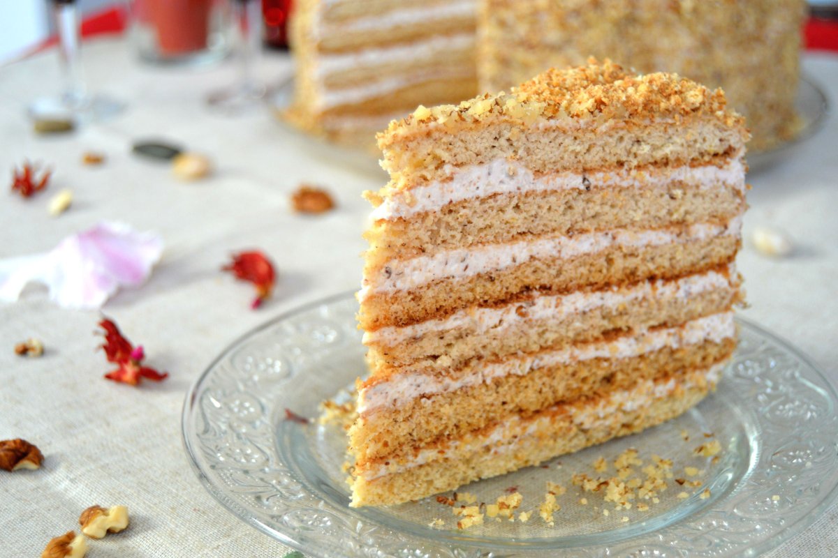 Медовик кусок