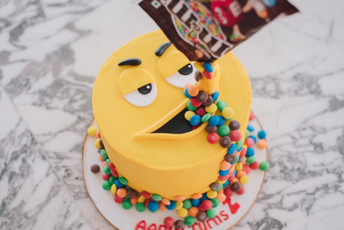 Торт m and m's для детей