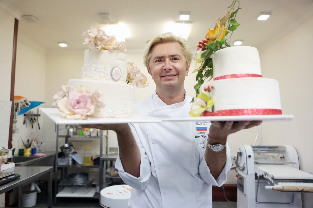Cake Alex